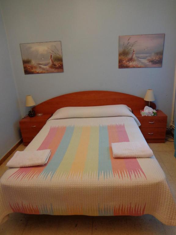 Hotel Pension Mode Lleida Zimmer foto